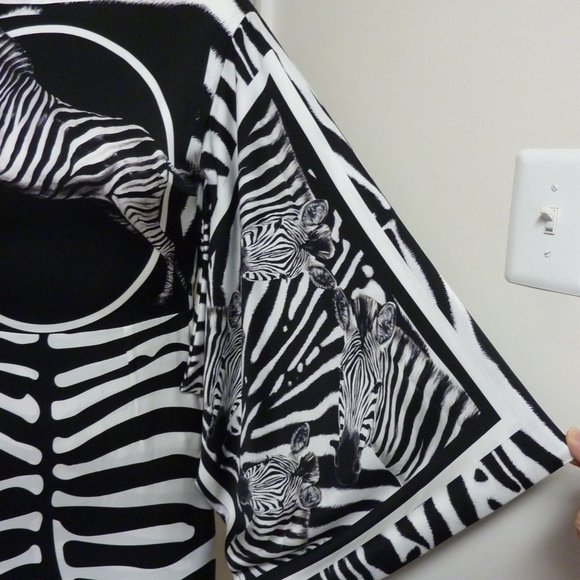 DOLCE & GABBANA Zebra-Print Charmeuse Midi Dress - Picture 9 of 12